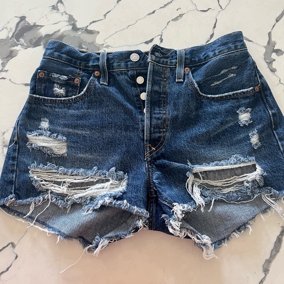 501 Levi shorts - Picture 1 of 2